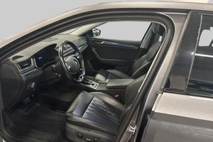 Skoda Superb bild 8