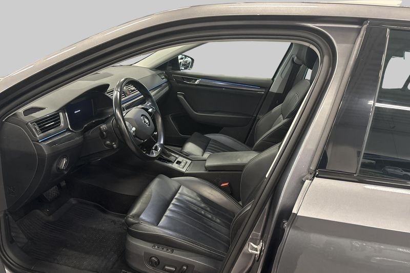 Skoda Superb bild 8
