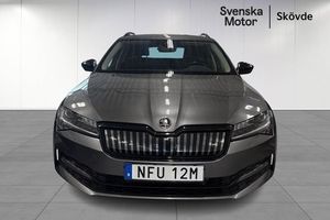 Skoda Superb bild 2