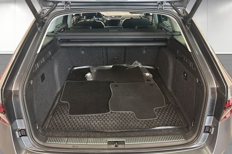 Skoda Superb bild 6