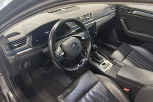 Skoda Superb bild 7