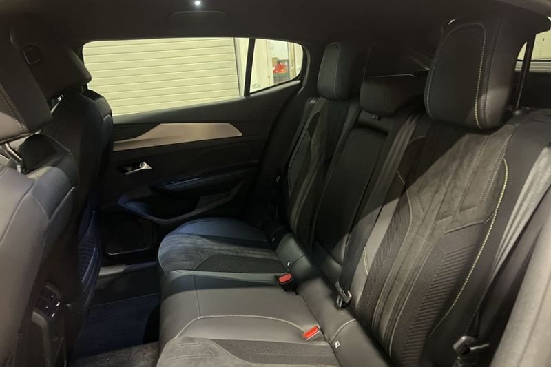 Peugeot 408 bild 10