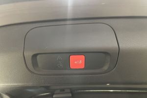 Peugeot 408 bild 11
