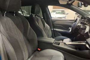 Peugeot 408 bild 12