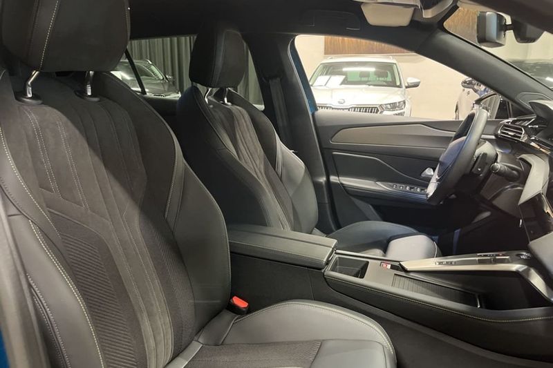 Peugeot 408 bild 12
