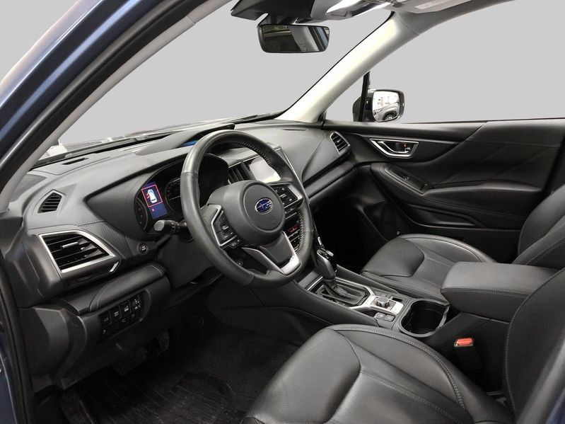 Subaru Forester bild 8