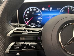 Mercedes GLC300 bild 20