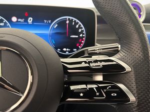 Mercedes GLC300 bild 21