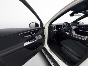 Mercedes GLC300 bild 11