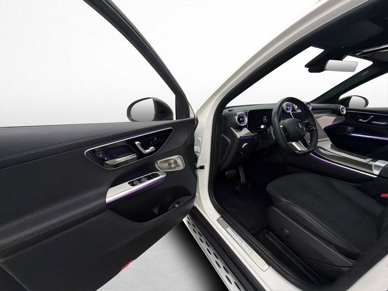 Mercedes GLC300 bild 11