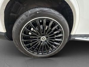 Mercedes GLC300 bild 35