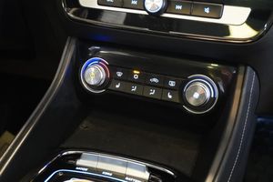 MG ZS EV bild 9