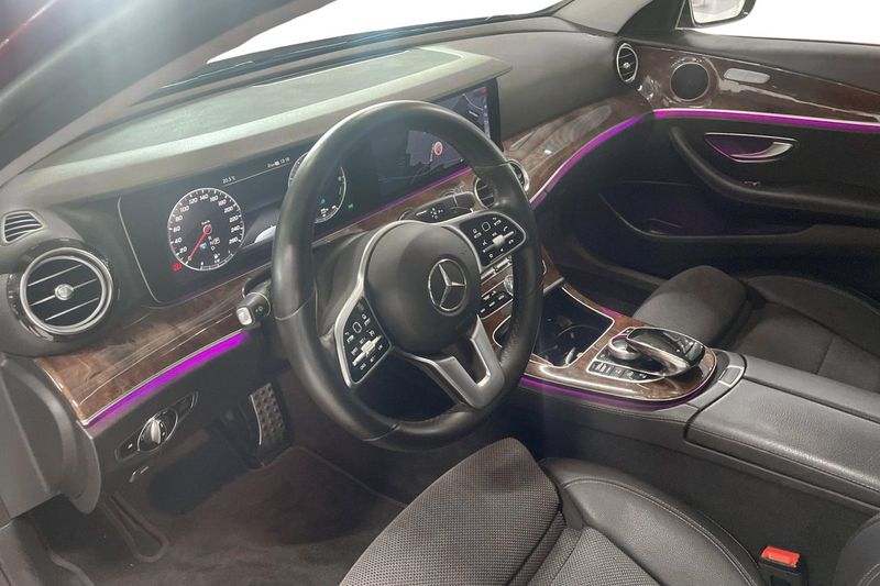 Mercedes E300 bild 6