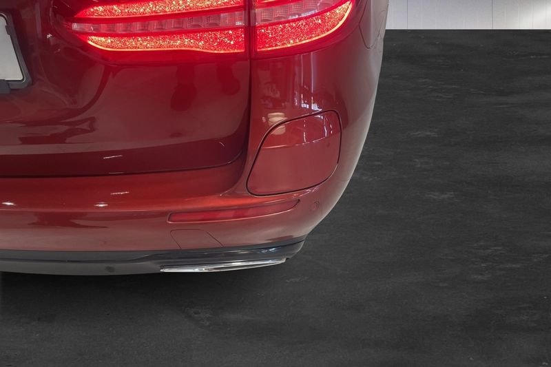 Mercedes E300 bild 13