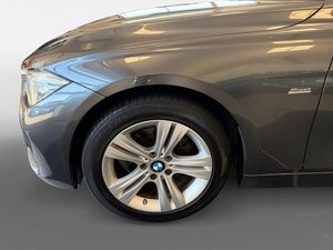 BMW 318 bild 14