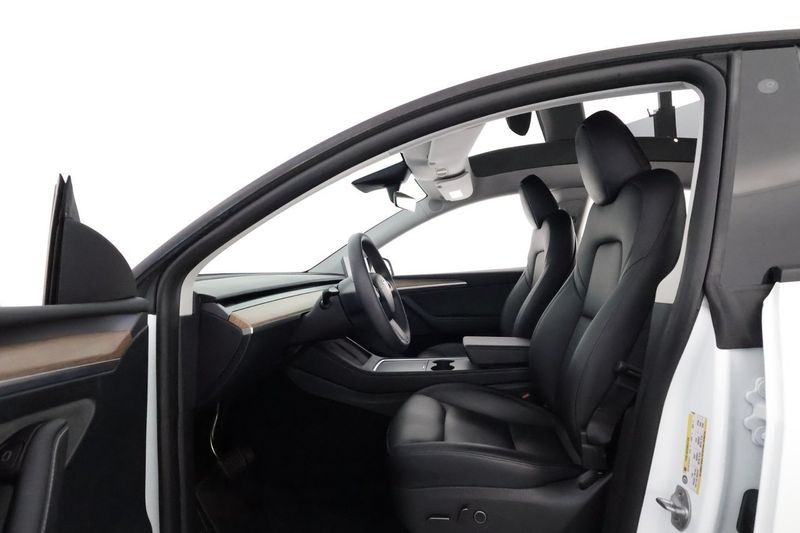 Tesla Model Y bild 10