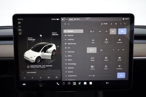 Tesla Model Y bild 18