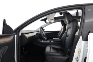 Tesla Model Y bild 10