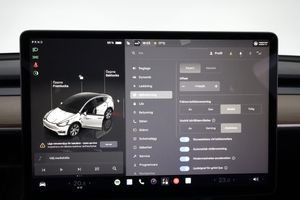 Tesla Model Y bild 19