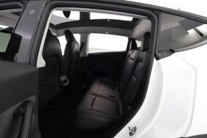 Tesla Model Y bild 12