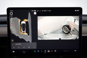 Tesla Model Y bild 21