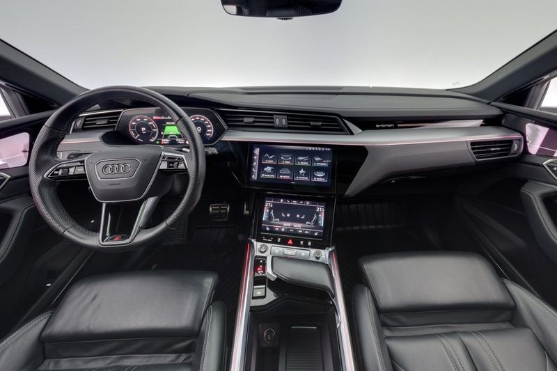 Audi Q8 e-tron bild 13