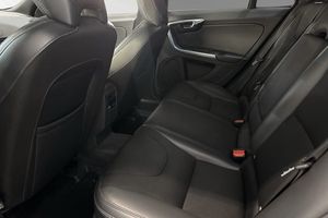 Volvo V60 bild 8