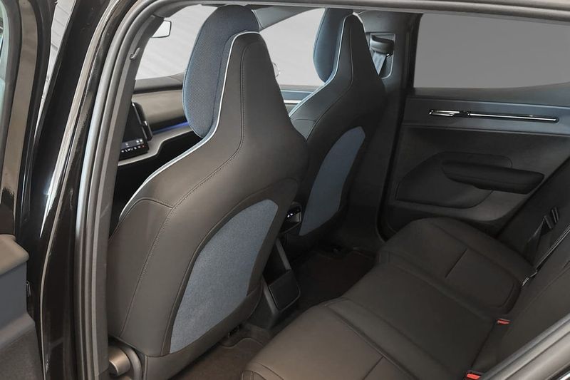 Volvo EX30 bild 8