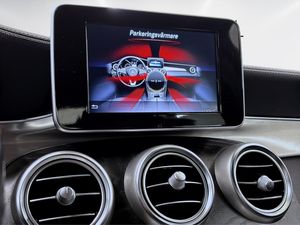 Mercedes GLC220 bild 15