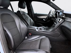 Mercedes GLC220 bild 11