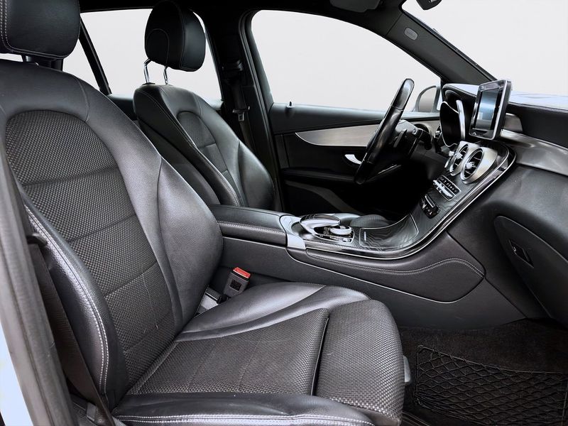 Mercedes GLC220 bild 11