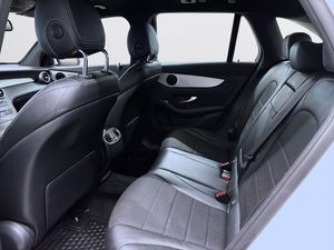 Mercedes GLC220 bild 9