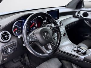 Mercedes GLC220 bild 8