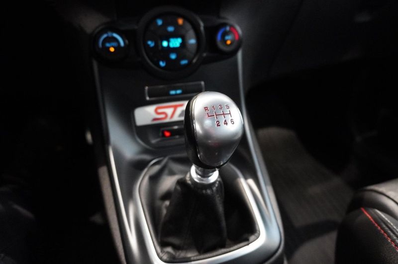 Ford Fiesta bild 8