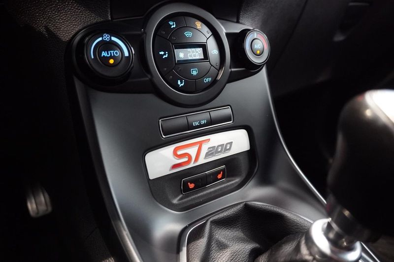 Ford Fiesta bild 10