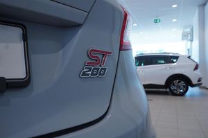 Ford Fiesta bild 15