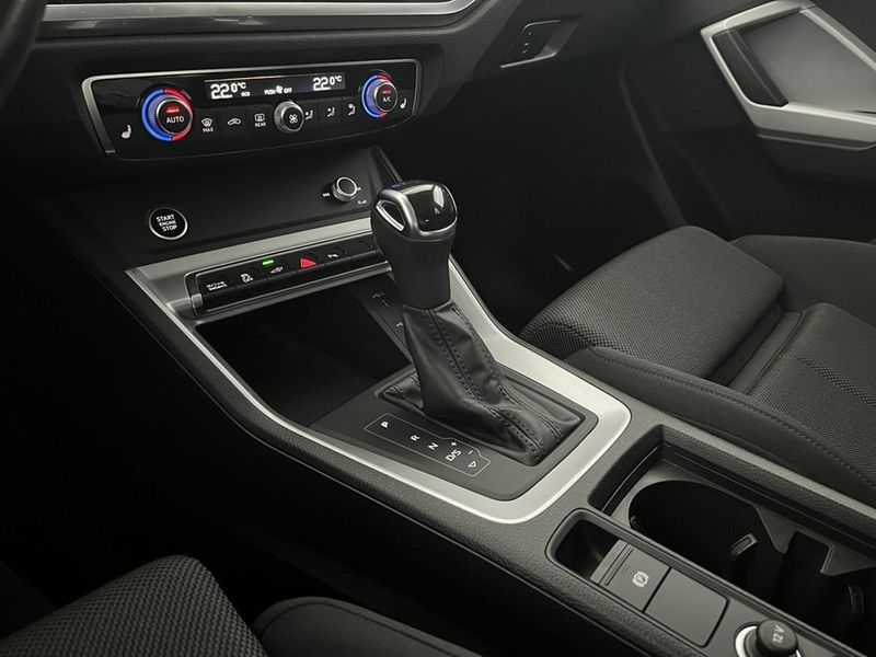 Audi Q3 bild 14