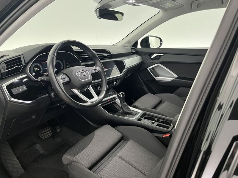 Audi Q3 bild 15