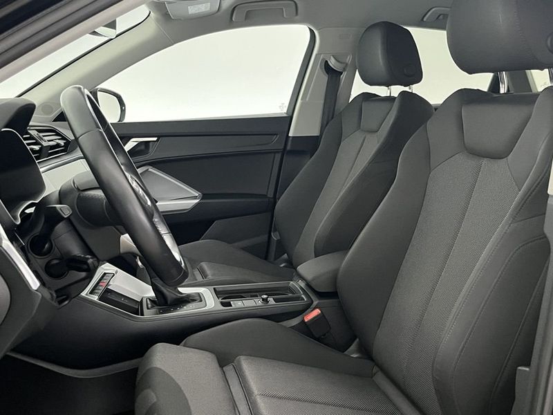Audi Q3 bild 16