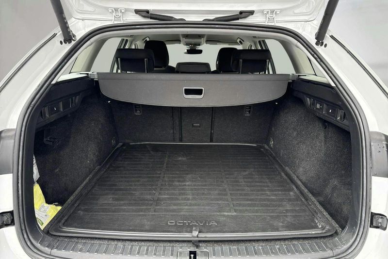 Skoda Octavia bild 9