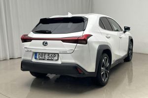 Lexus UX bild 3