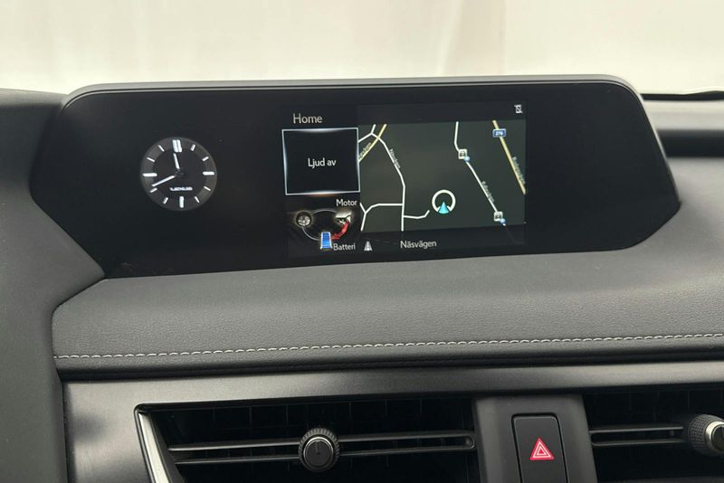 Lexus UX bild 13