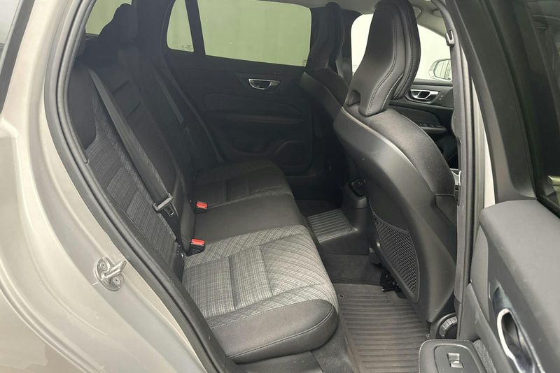 Volvo V60 bild 8