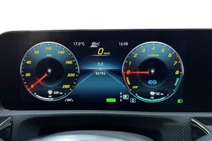 Mercedes CLA250 bild 10