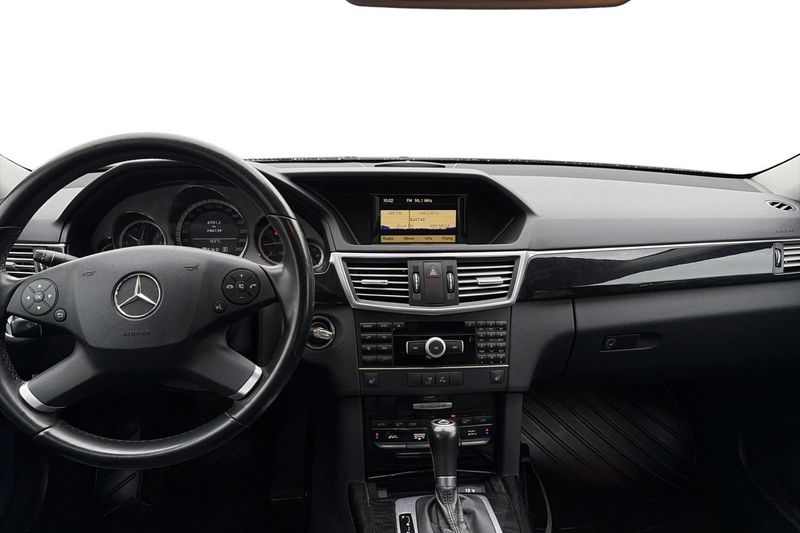 Mercedes E220 bild 5