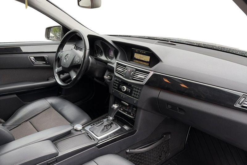 Mercedes E220 bild 7