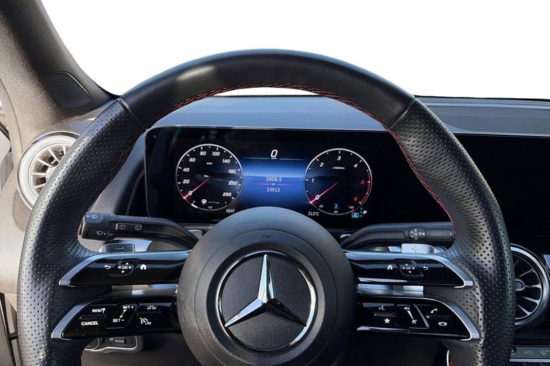 Mercedes GLB220 bild 10
