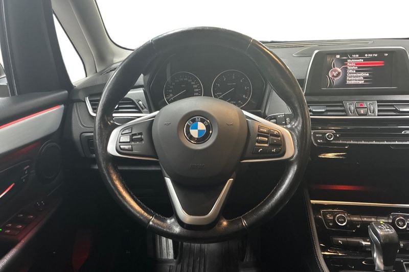 BMW 218 bild 16