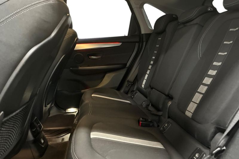 BMW 218 bild 14