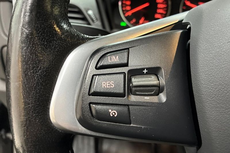 BMW 218 bild 20